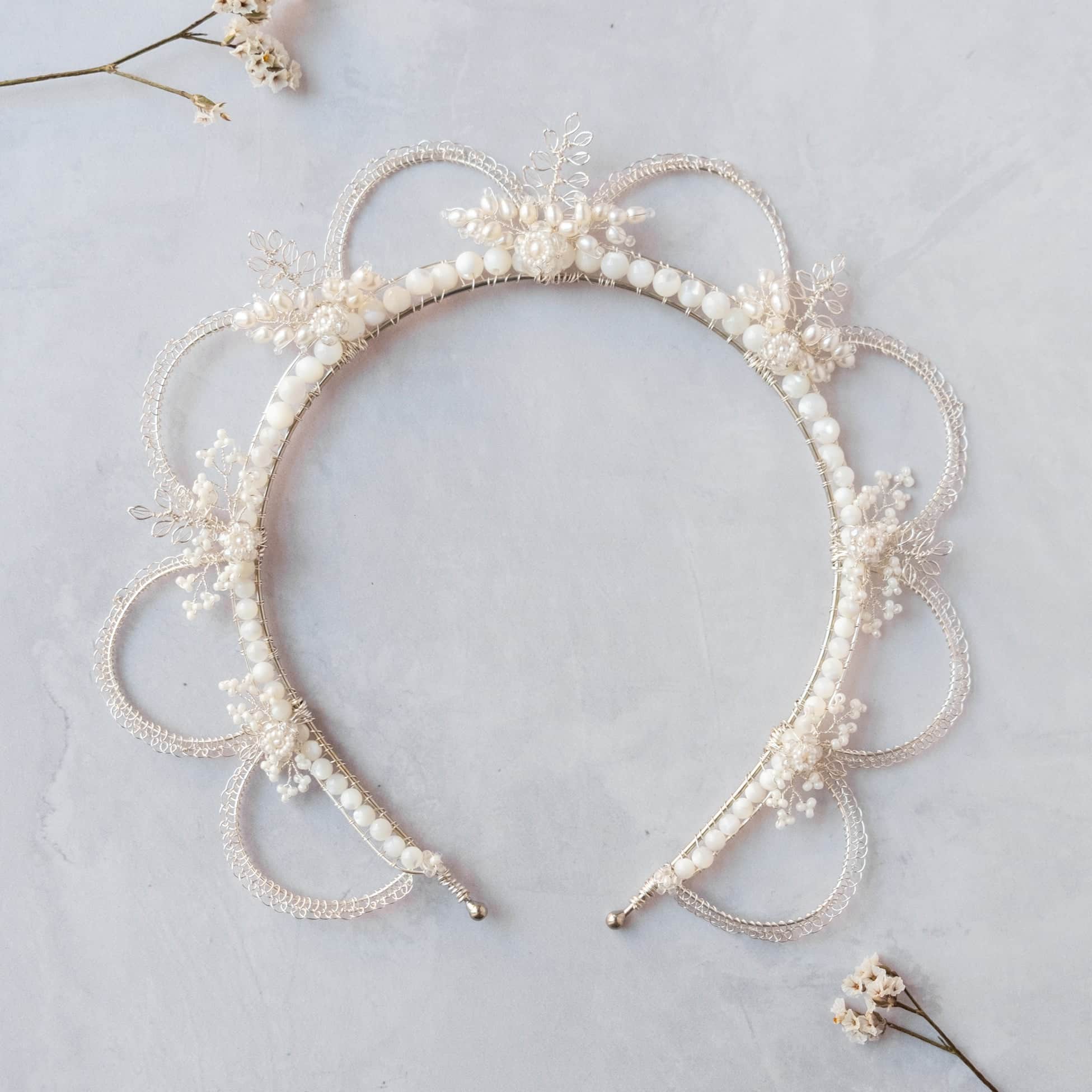 Detailed image of oriana crown in silver and ivory